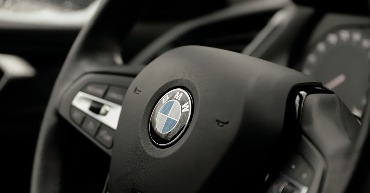 BMW car key fob — Murray Hill Locksmith NYC