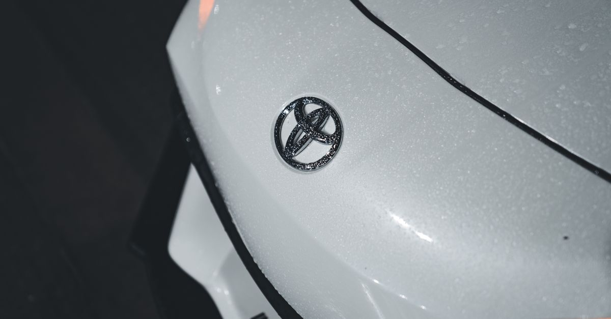 Toyota car key fob — Murray Hill Locksmith NYC