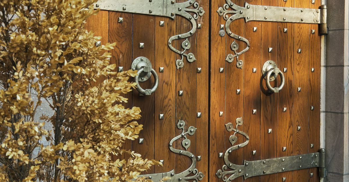 Why So Many Pre-War NYC Apartments Still Use Mortise Locks — Murray Hill Locksmith NYC